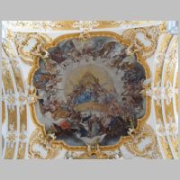 Regensburg, Alte Kapelle, Foto Hajotthu, Wikipedia, Deckenfresko in der Vierung, Maria als Koenigin im Himmel der Heiligen.jpg